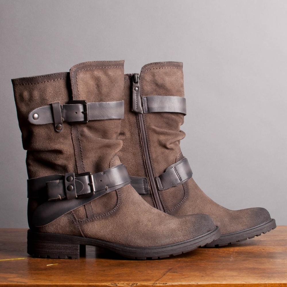 suede boots